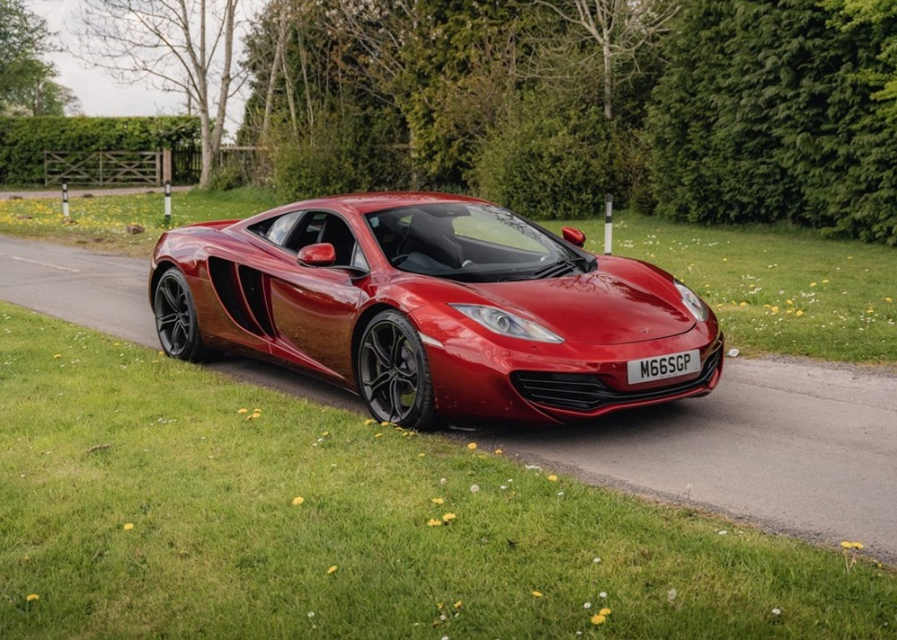 McLaren McLaren MP4-12C Coupé 2011