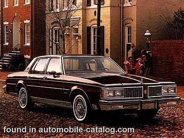 Oldsmobile Oldsmobile Delta 88 Royale Brougham Sedan 5.0 V8 1984