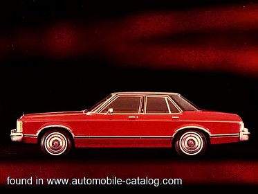 Ford Ford Granada Ghia 4-Door Sedan 250 Six 1975