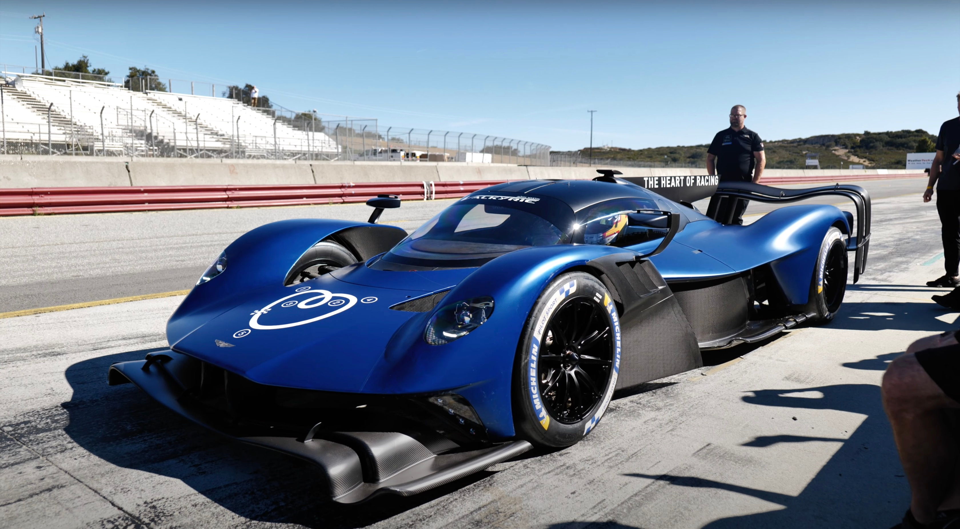 Aston Martin Aston Martin Valkyrie AMR Pro 2022