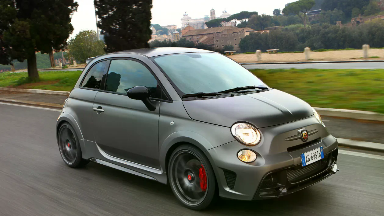 Abarth Abarth 695 Biposto 2016