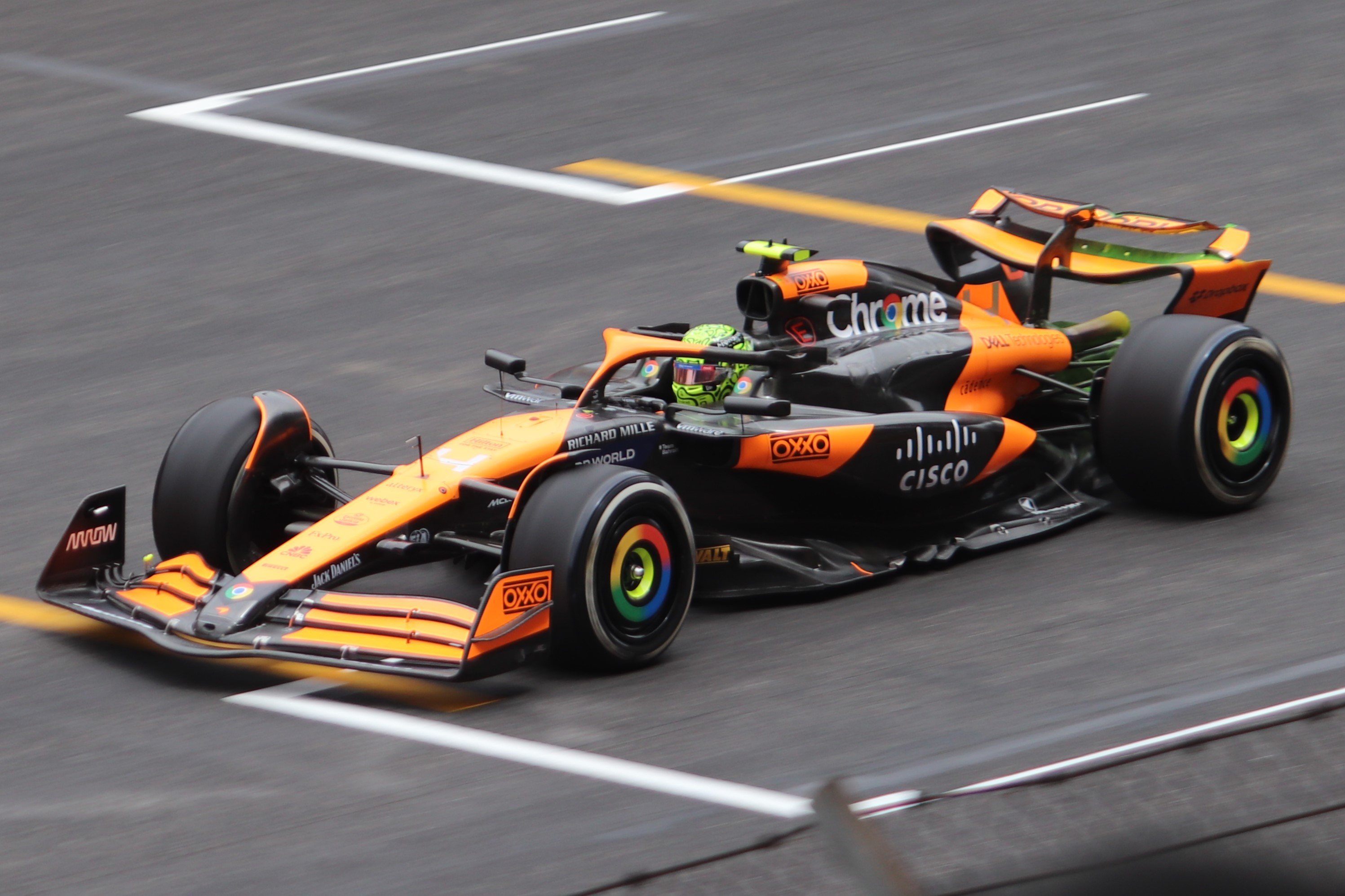 McLaren McLaren MCL38 2024